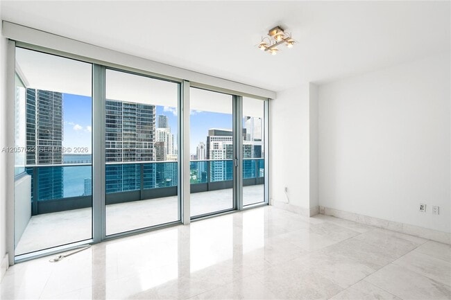 Building Photo - 200 Biscayne Blvd Way