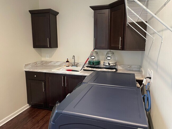 Building Photo - 6 Bedroom 4 Bathroom House in Supply NC-Unfurnished