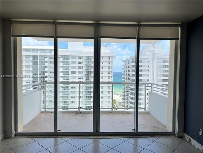 Building Photo - 5600 Collins Ave