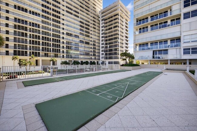 Building Photo - 4300 N Ocean Blvd