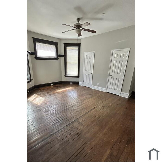 Building Photo - St Louis City Duplex
