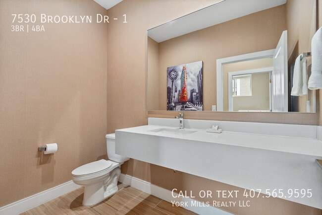 Building Photo - 7530 Brooklyn Dr