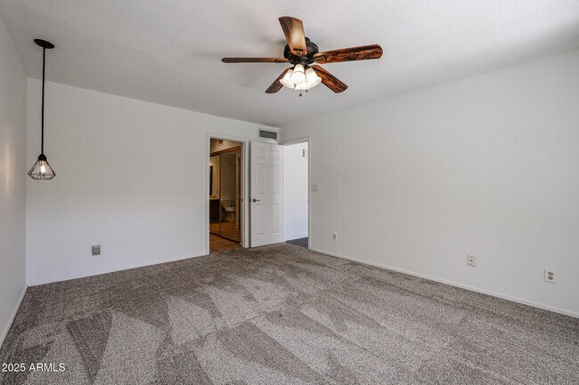 Building Photo - 7391 W Kristal Way