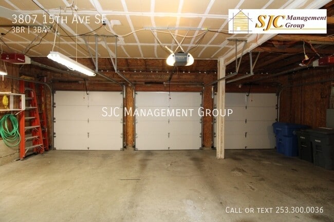 Building Photo - 3807 15th Ave SE