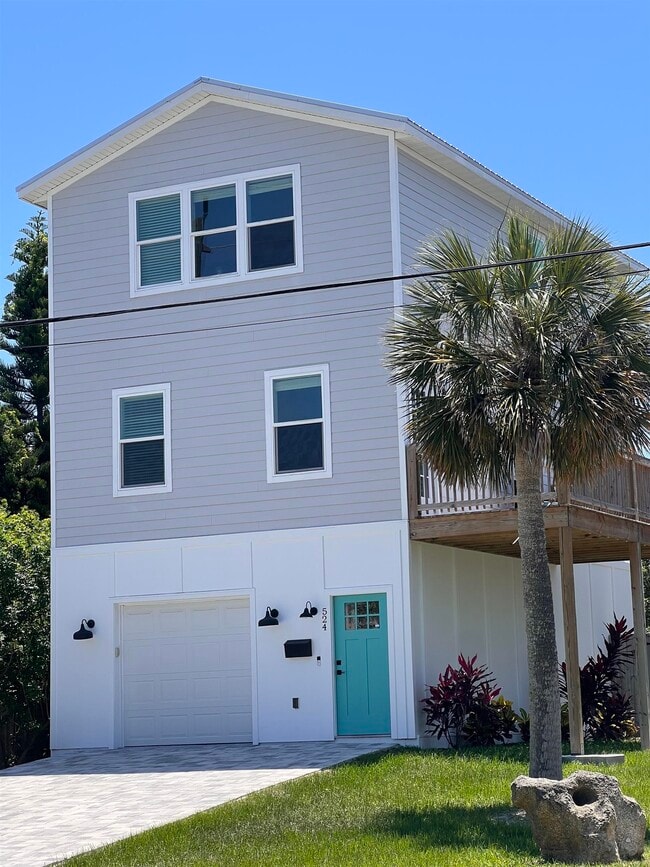 Building Photo - 524 Arricola Ave