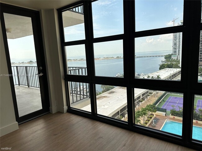 Building Photo - 2 br, 2 bath Condo - 1865 Brickell Ave Apt...