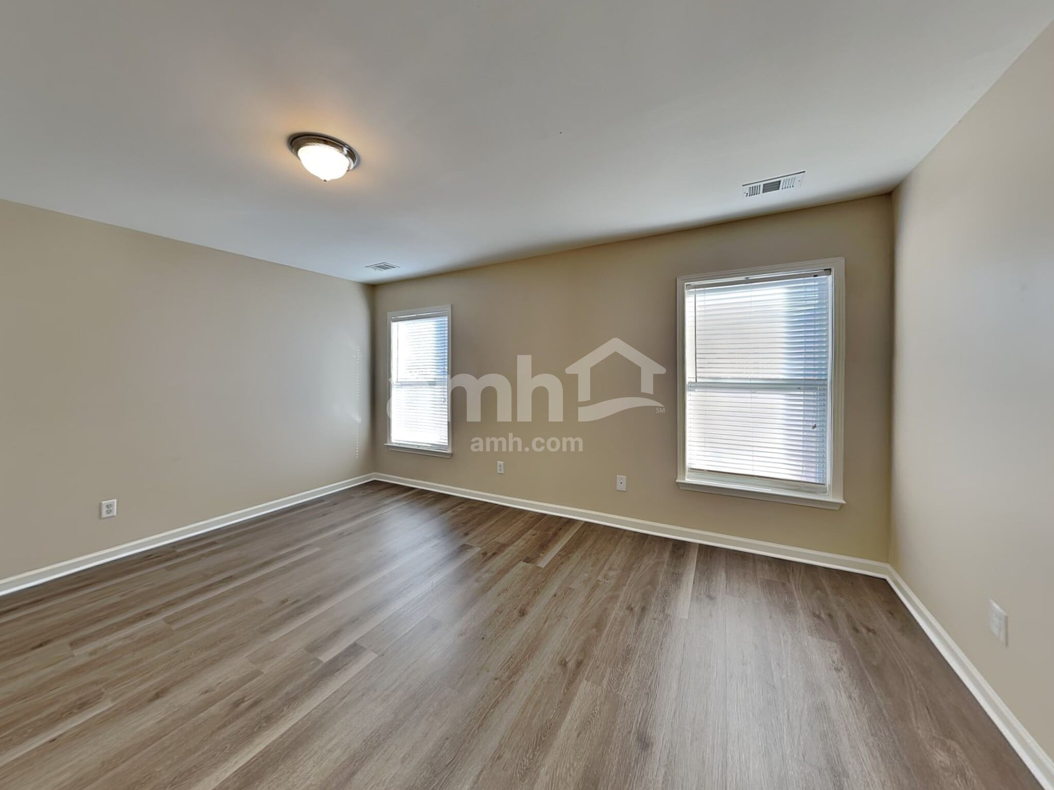 Building Photo - 1205 Ethans Way