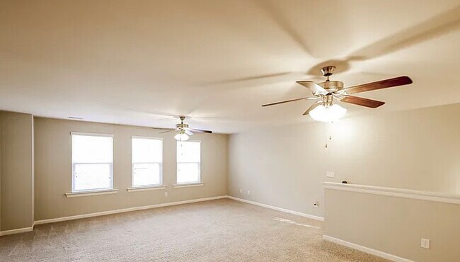 Building Photo - 1205 Hunters Gate Dr