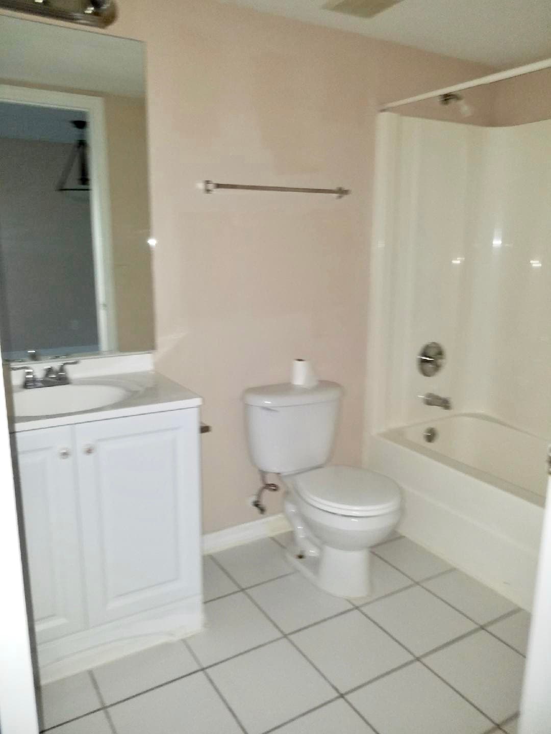 2nd batchroom - 514 Northeast 24th Place
