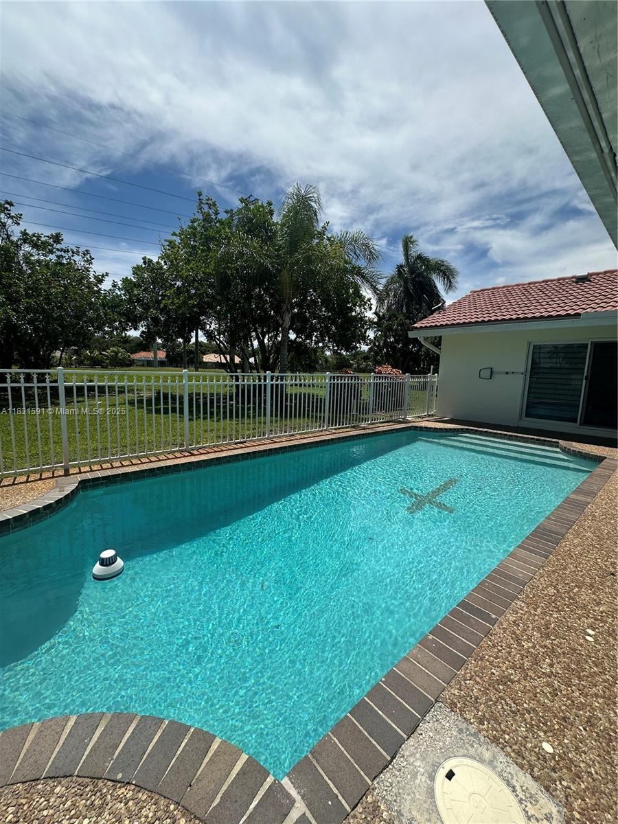 Building Photo - 4205 NW 69th Ter