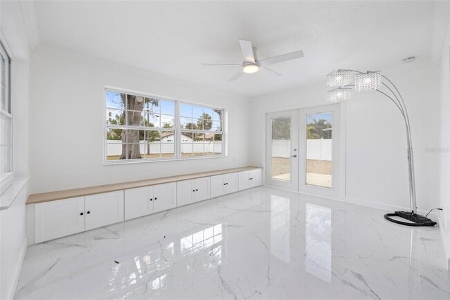 Building Photo - 1817 Oregon Ave NE