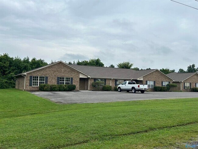 Primary Photo - Williams Rd. Apartments