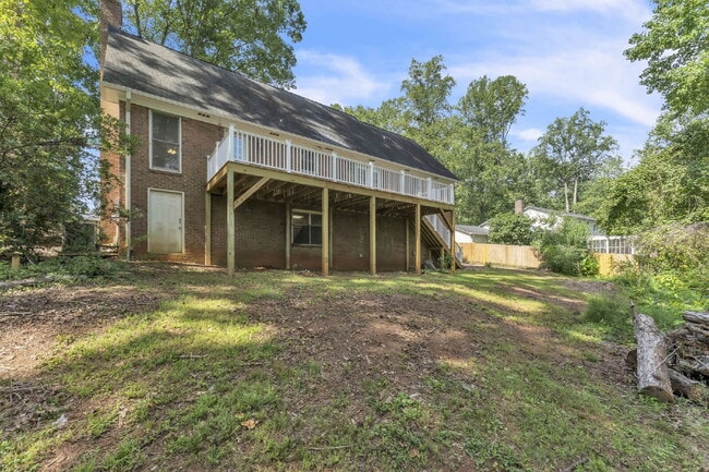 Building Photo - Spacious 4-Bed, 4-Bath Rental Home with Lake Views in Belle Terre Acres! ($2,225/mo rent***)