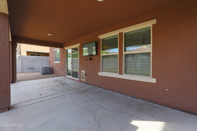 Building Photo - 12108 W Range Mule Dr