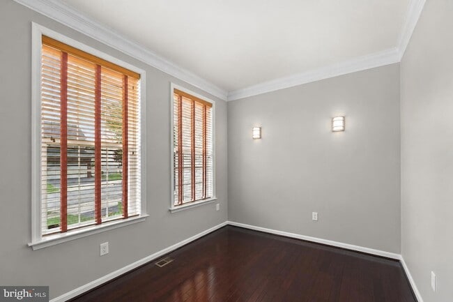 Building Photo - 16355 Boatswain Cir