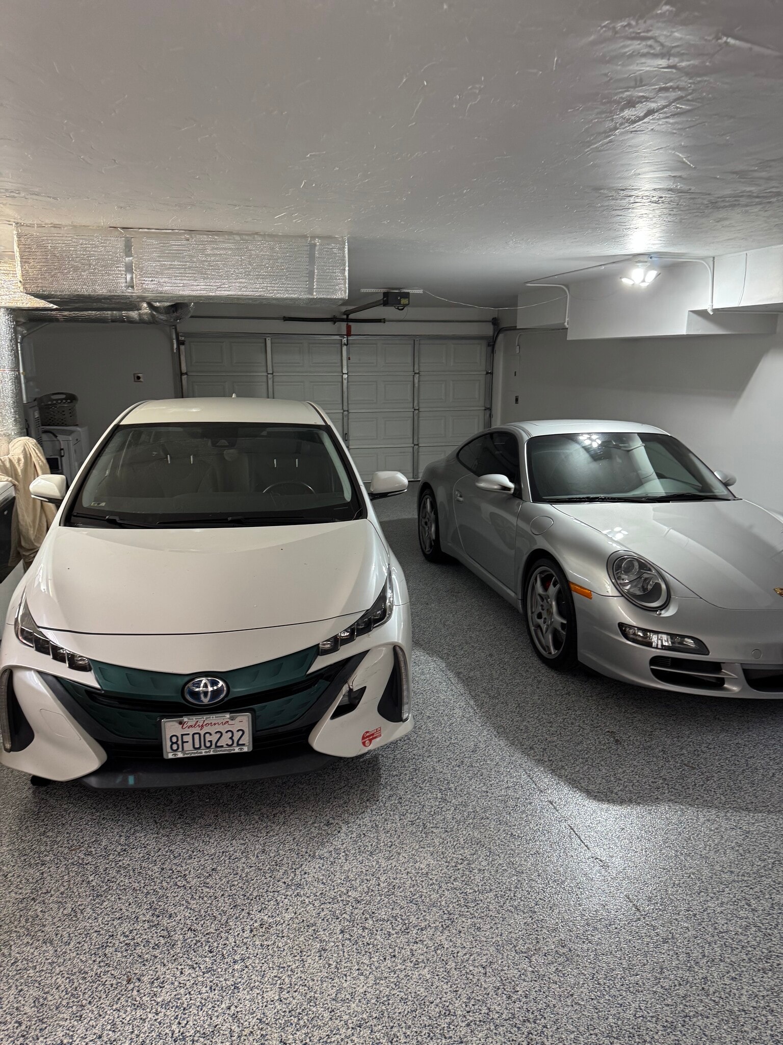 Building Photo - 511 Poinsettia Ave