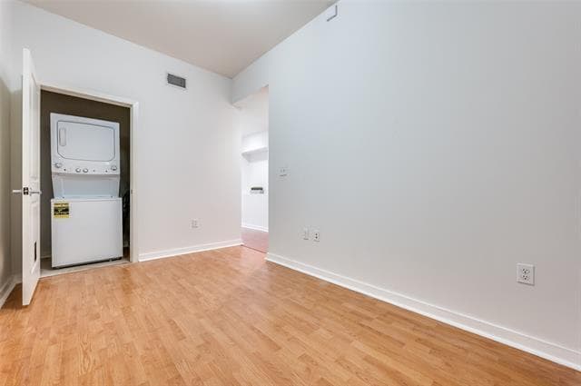 Building Photo - 1200 Main St