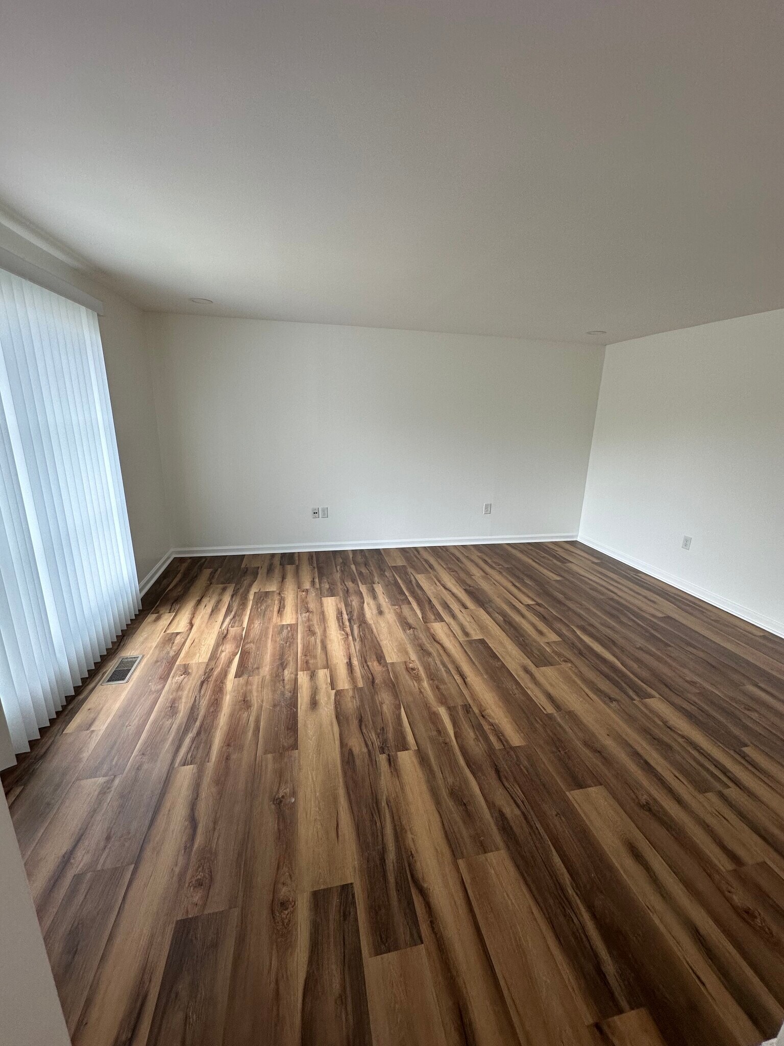 Building Photo - 2359 Obetz Dr