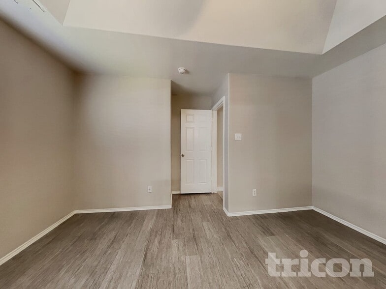 Building Photo - 12705 Rio Nueces Ln