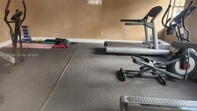 Building Photo - 8260 SW 149th Ct