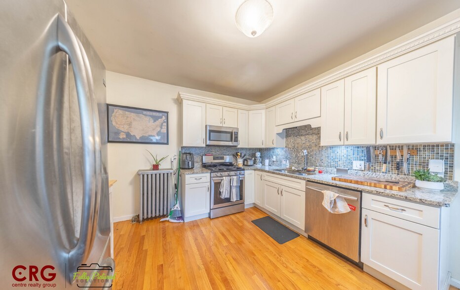 Primary Photo - 377 Prospect St