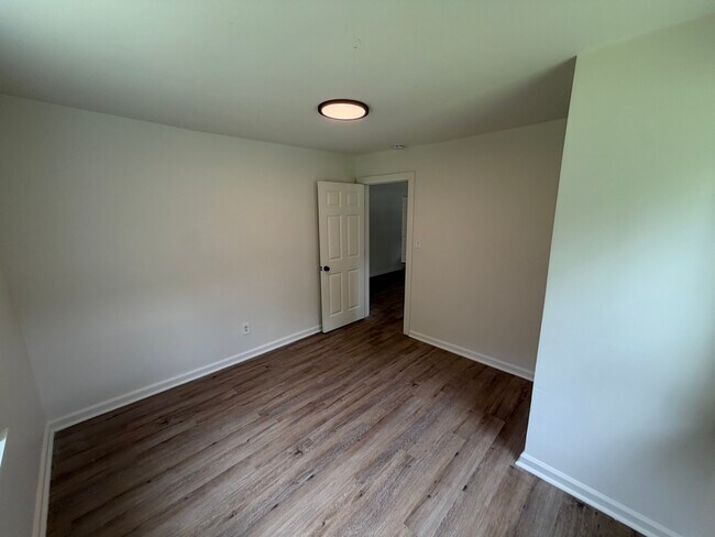 Building Photo - Room in Single Family Home on Fox St SW