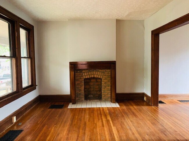 Building Photo - 1228-1232 Harrison Avenue