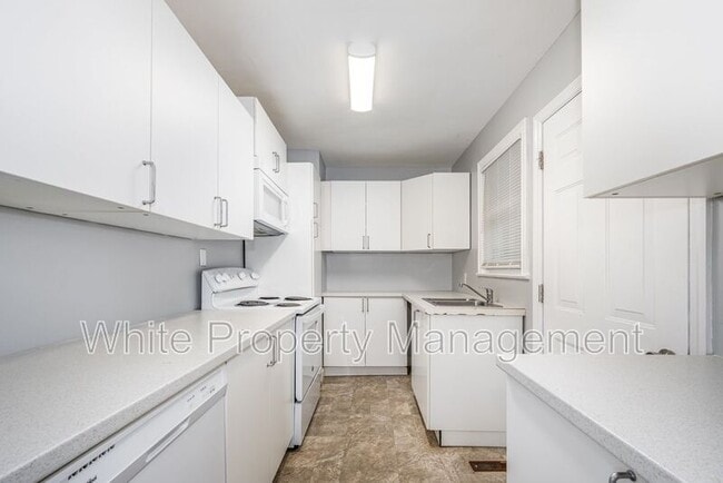 Building Photo - 1101 Mona Dr
