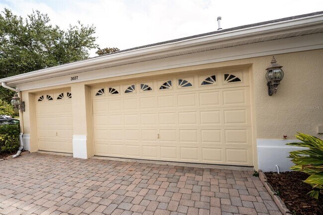 Building Photo - 3037 Lynwood Ct