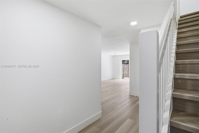 Building Photo - 82 SW 3rd Ct
