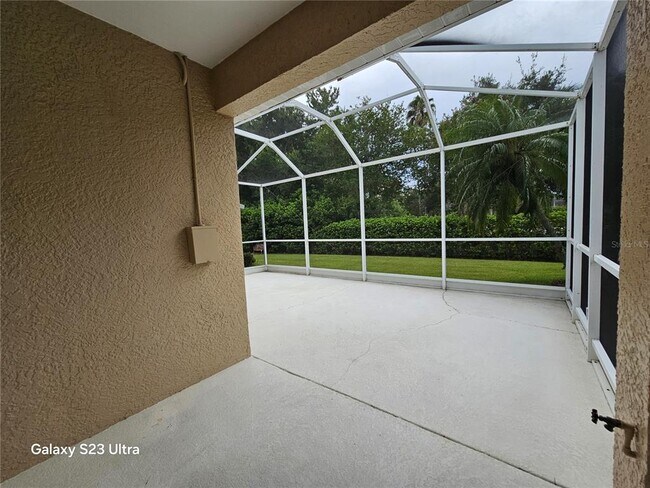 Building Photo - 9852 Bridgeton Dr