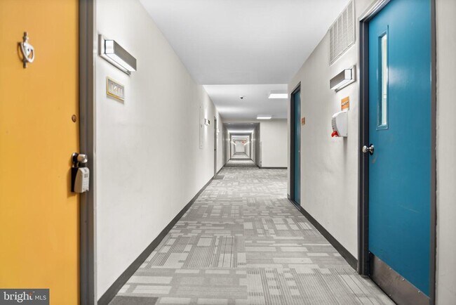 Building Photo - 4600 Duke St