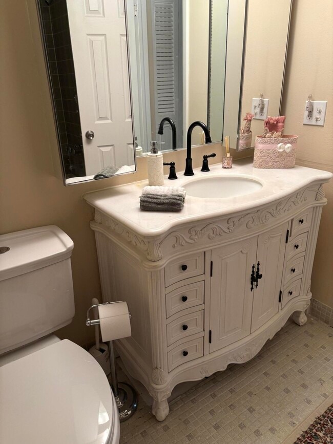 Building Photo - 6461 NW 2nd Ave