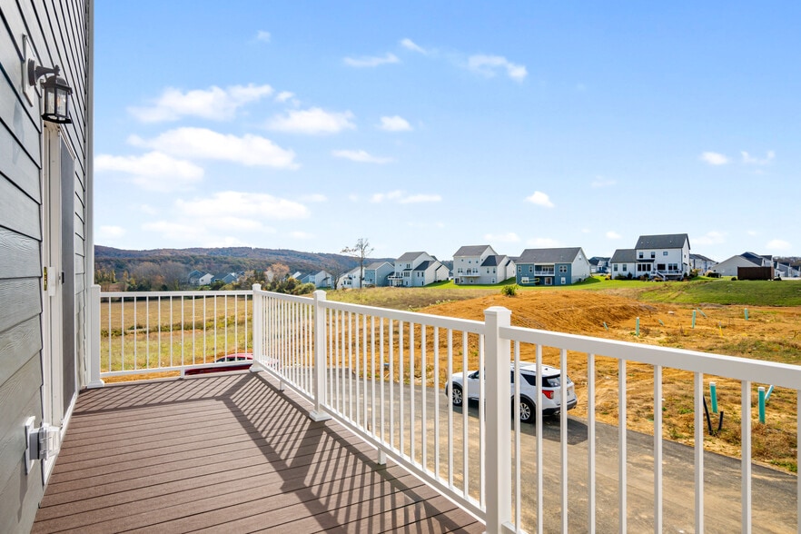 Building Photo - 1101 Balsam Ln