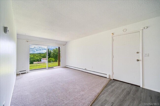 Building Photo - 37 Alpine Dr