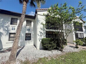 Building Photo - 631 N Orange Ave