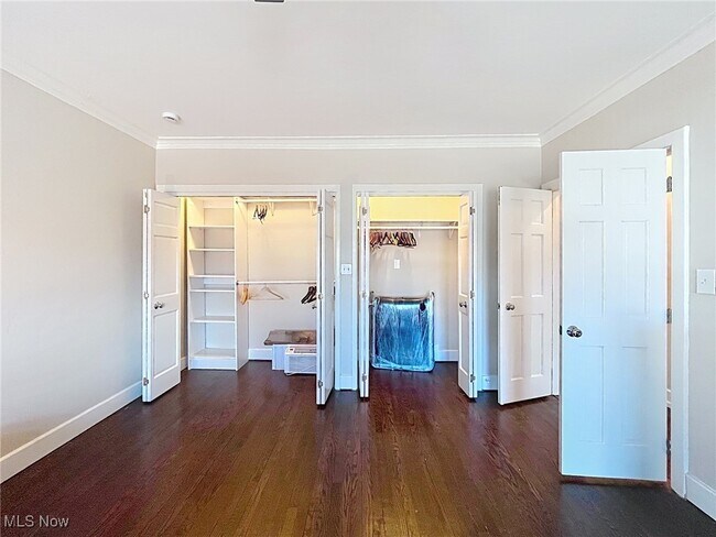 Building Photo - 2330 Euclid Heights Blvd