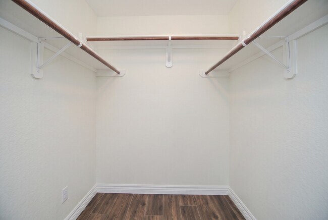 Building Photo - 14630 Windwood Park Ln
