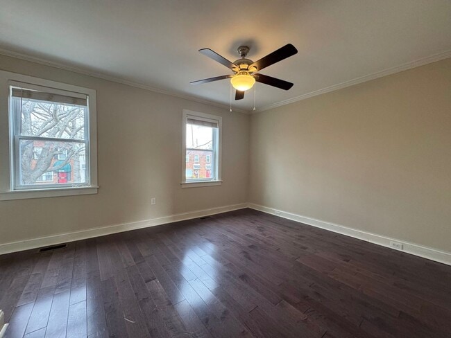 Building Photo - Charming 2 Bed 1.5 Bath Townhome In Beautiful Lily Ponds