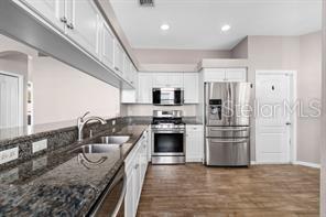 Building Photo - 6207 Kiteridge Dr