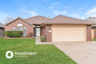 Building Photo - 11613 Wallace Ave