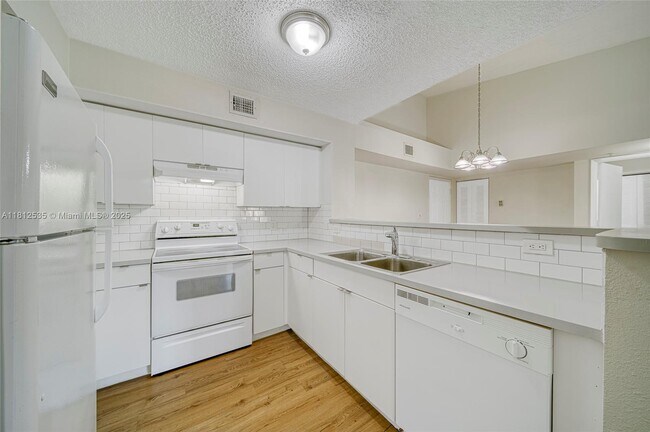 Building Photo - 4540 NW 107th Ave