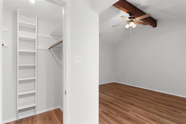 Building Photo - 8102 Red Willow Dr