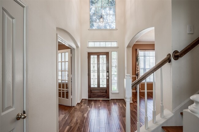 Building Photo - 3402 Caloway Ct