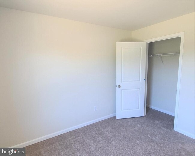 Building Photo - 874 Peaceful Ln