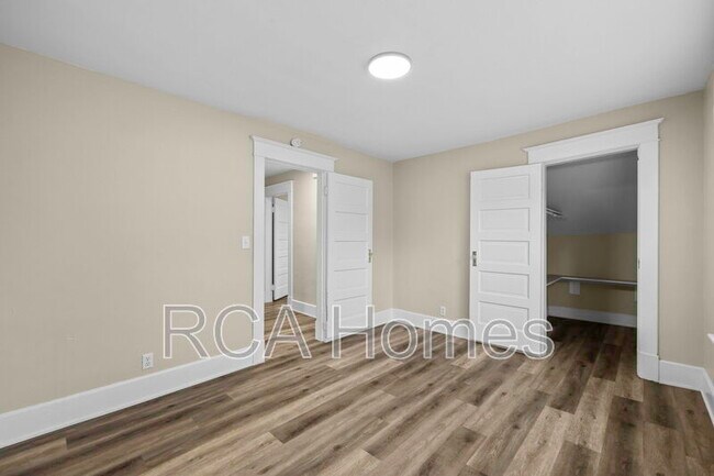 Building Photo - 3227 Guilford Ave