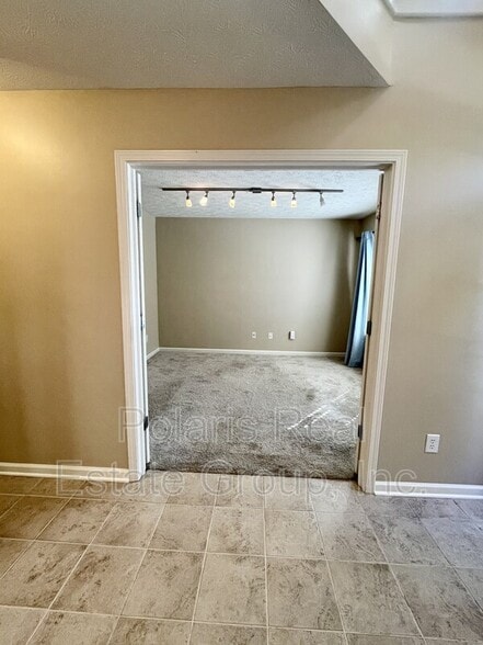 Building Photo - 11715 Anton Dr