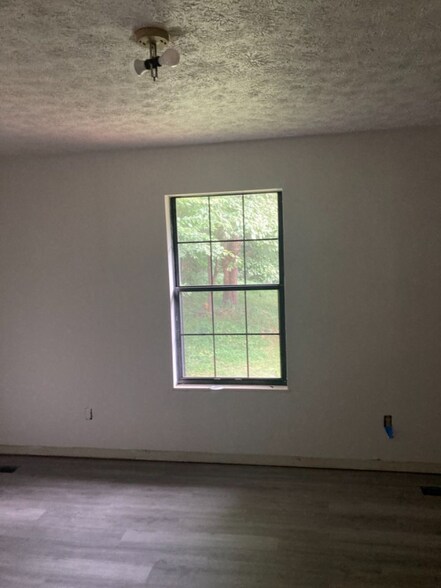Building Photo - 5001 Jack Way