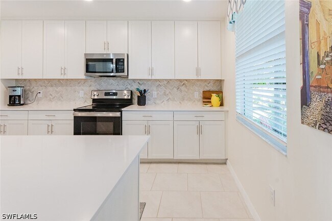 Building Photo - 6040 Ellerston Wy