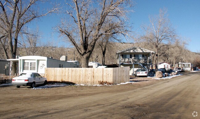 Primary Photo - Ponderosa Mobile Home Park